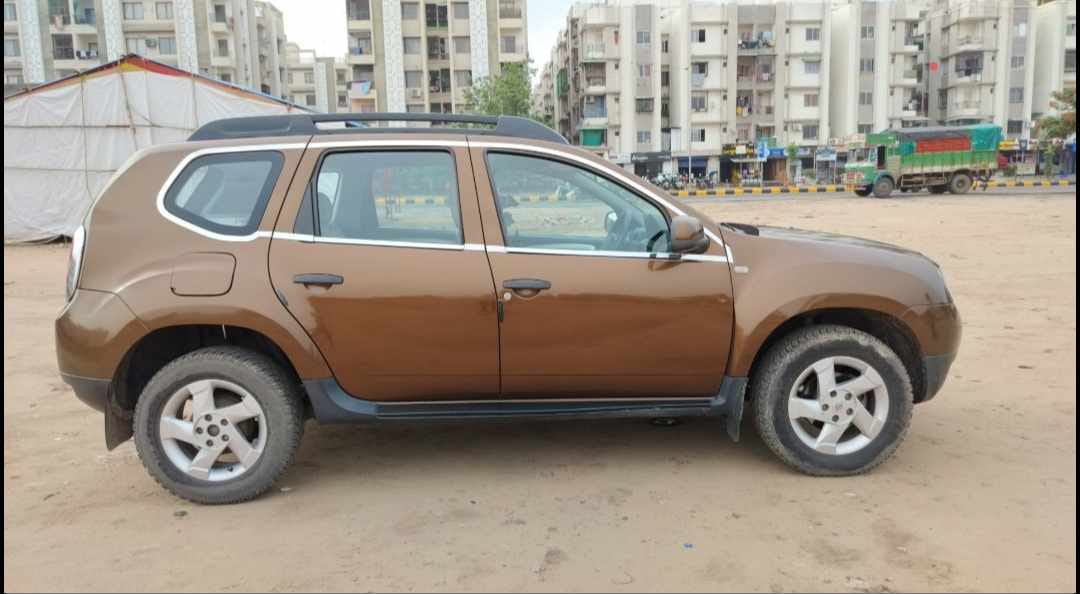 Details View - Renault Duster photos - reseller,reseller marketplace,advetising your products,reseller bazzar,resellerbazzar.in,india's classified site,Renault Duster, Old Renault Duster, Used Renault Duster  in Ahmedabad, old Renault Duster  in Ahmedabad, Renault Duster in Gujarat